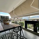 Zeleno Luxury דירה